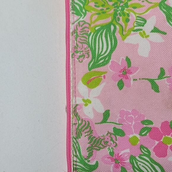 ❤ Lilly pulitzer makeup bag - Picture 2 of 5